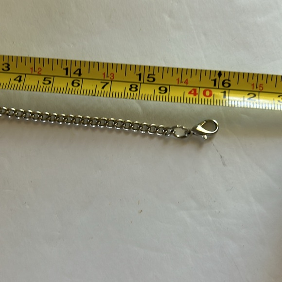 Pink & Silver Necklace - Picture 3 of 4